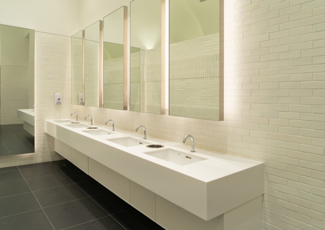 Commercial Toilet Repair | San Diego, CA | Rooter Solutions - iStock-1178494274